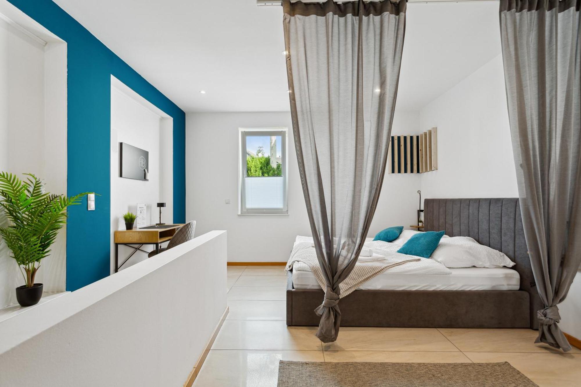 Gross, Modern, Vollausgestattet, Gemuetlich Mit Kueche Und Parkplatz Fuer Urlaub Oder Business Apartment Kettig Exterior photo